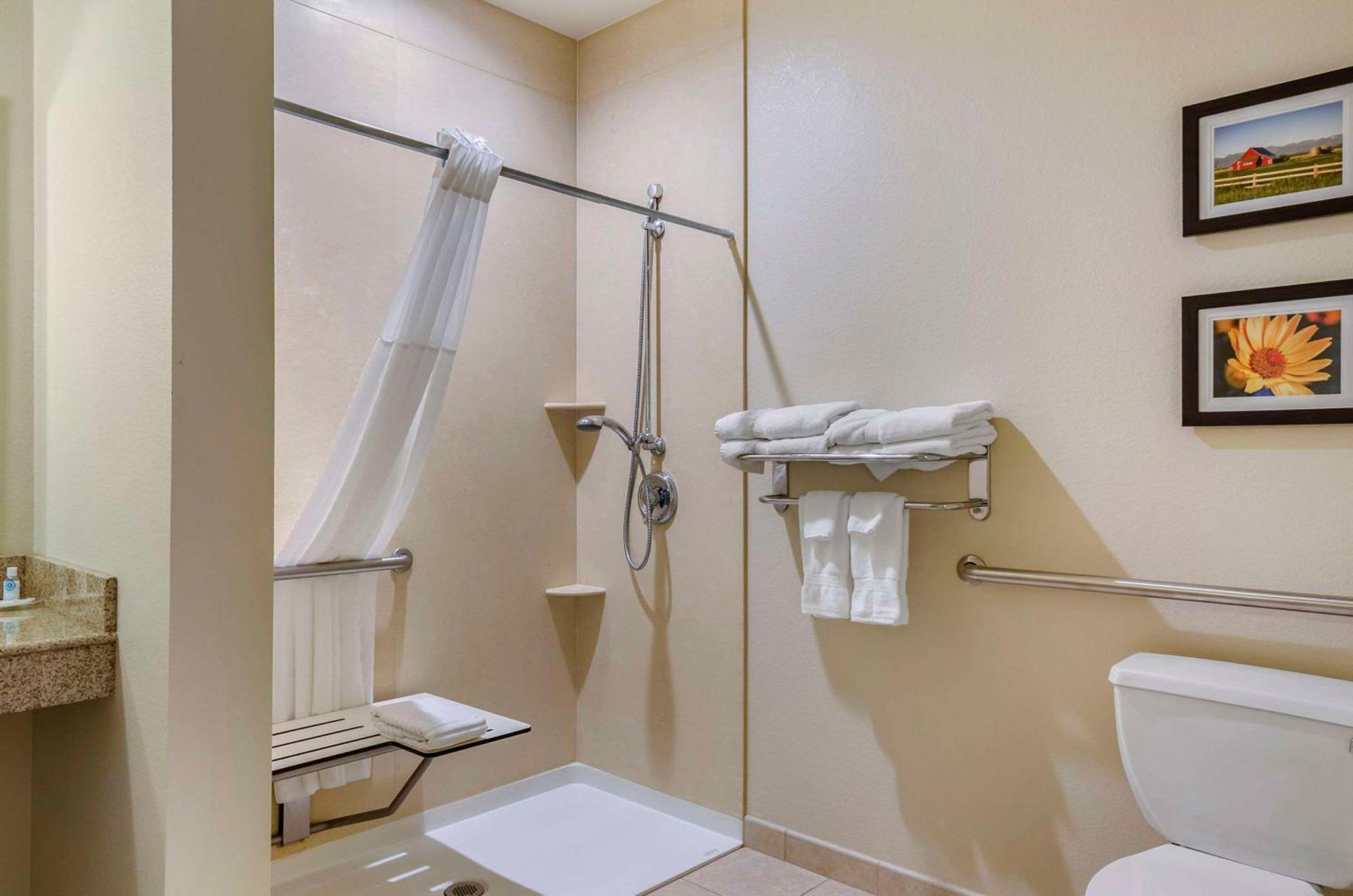 Comfort Suites Helena Airport Εξωτερικό φωτογραφία