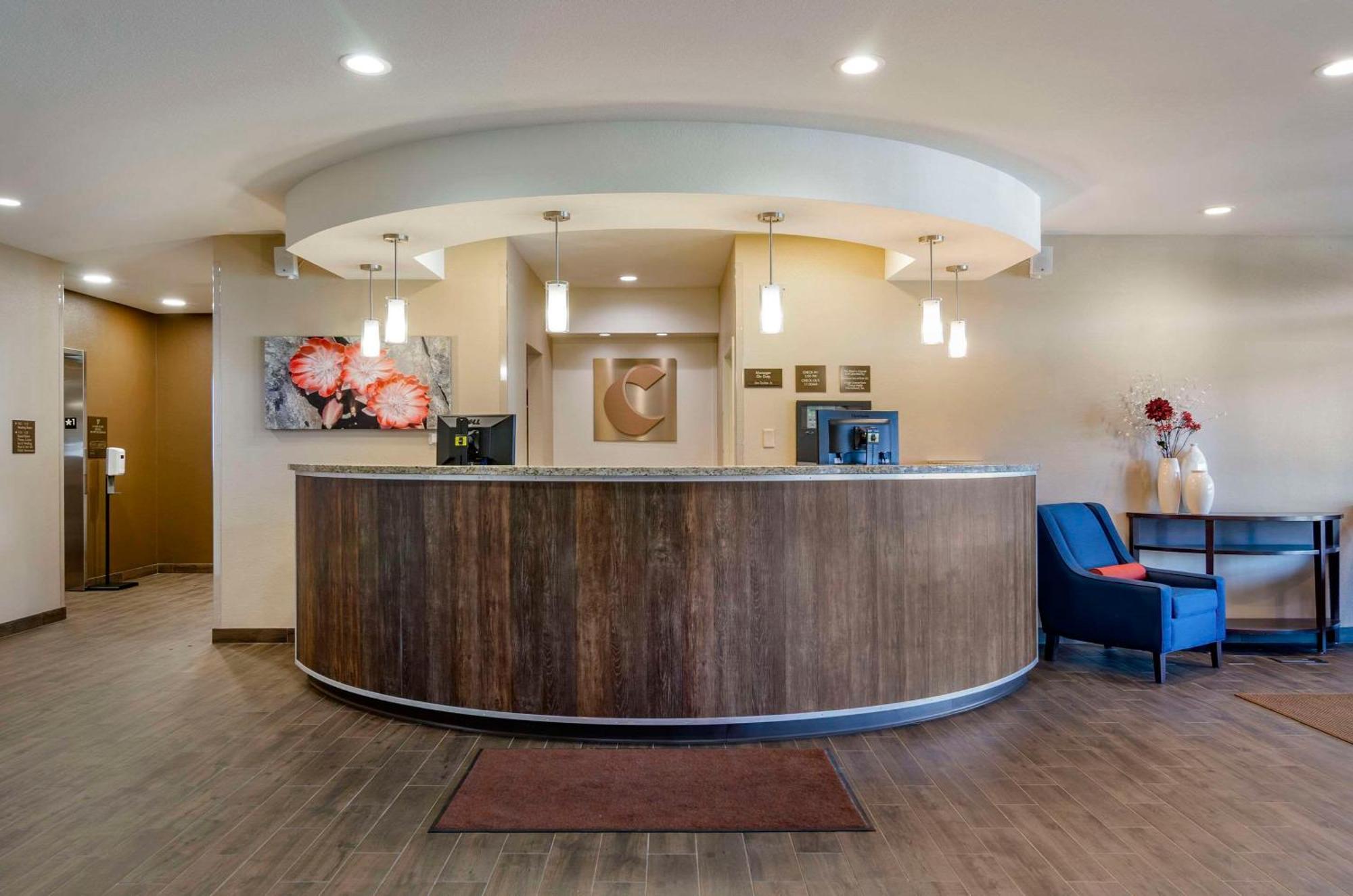 Comfort Suites Helena Airport Εξωτερικό φωτογραφία
